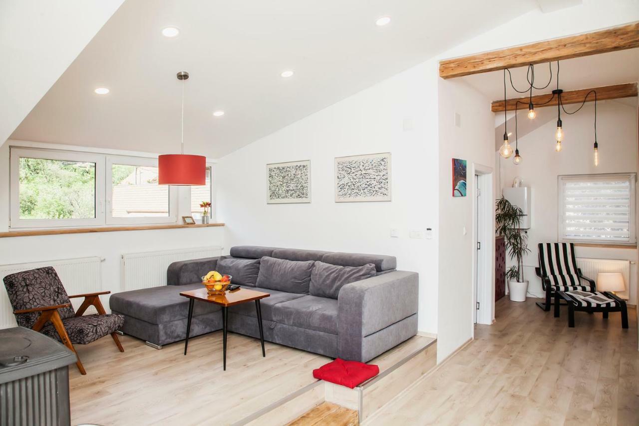 Apple Tree Apartment Загреб Екстериор снимка